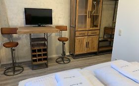Haus 8